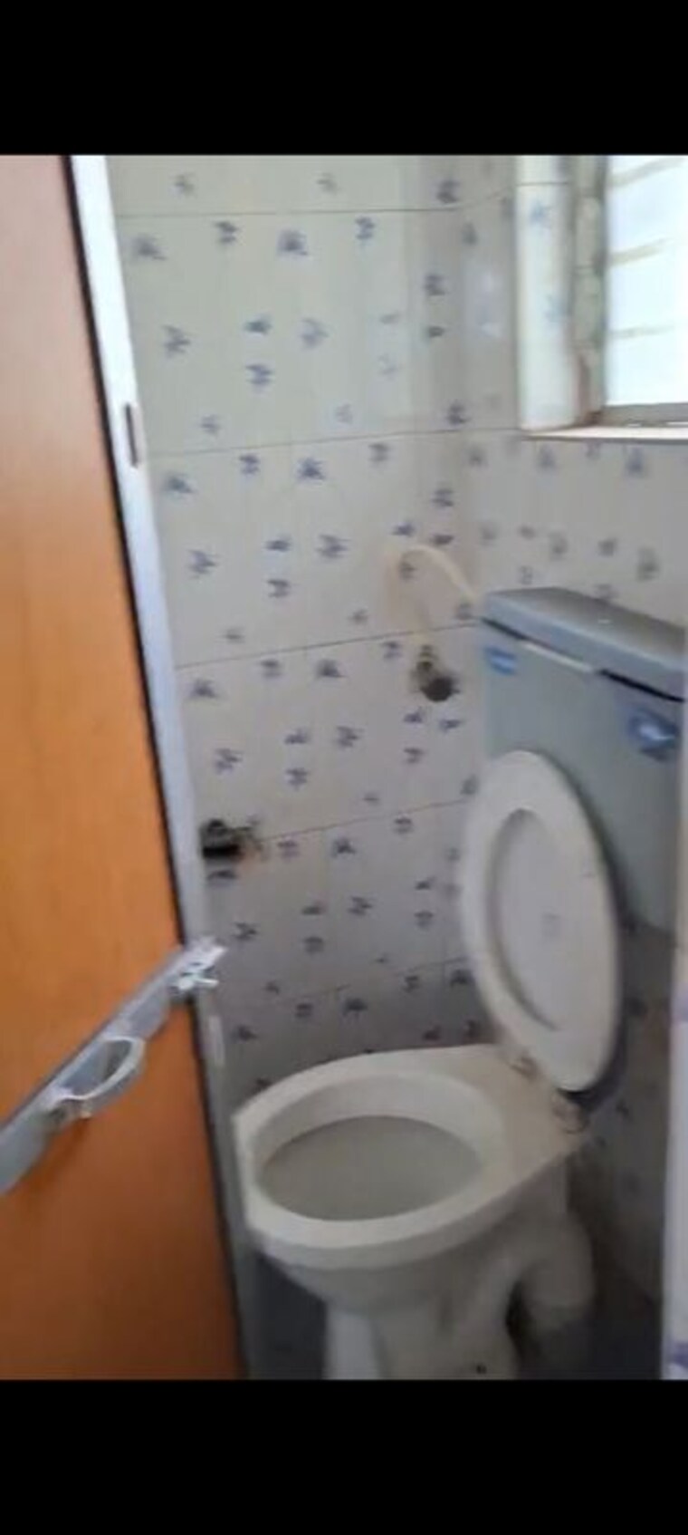 Bathroom, poonam-complex 1 Bedroom 430 Sq.Ft. Apartment In Kandivali East Mumbai 10704690