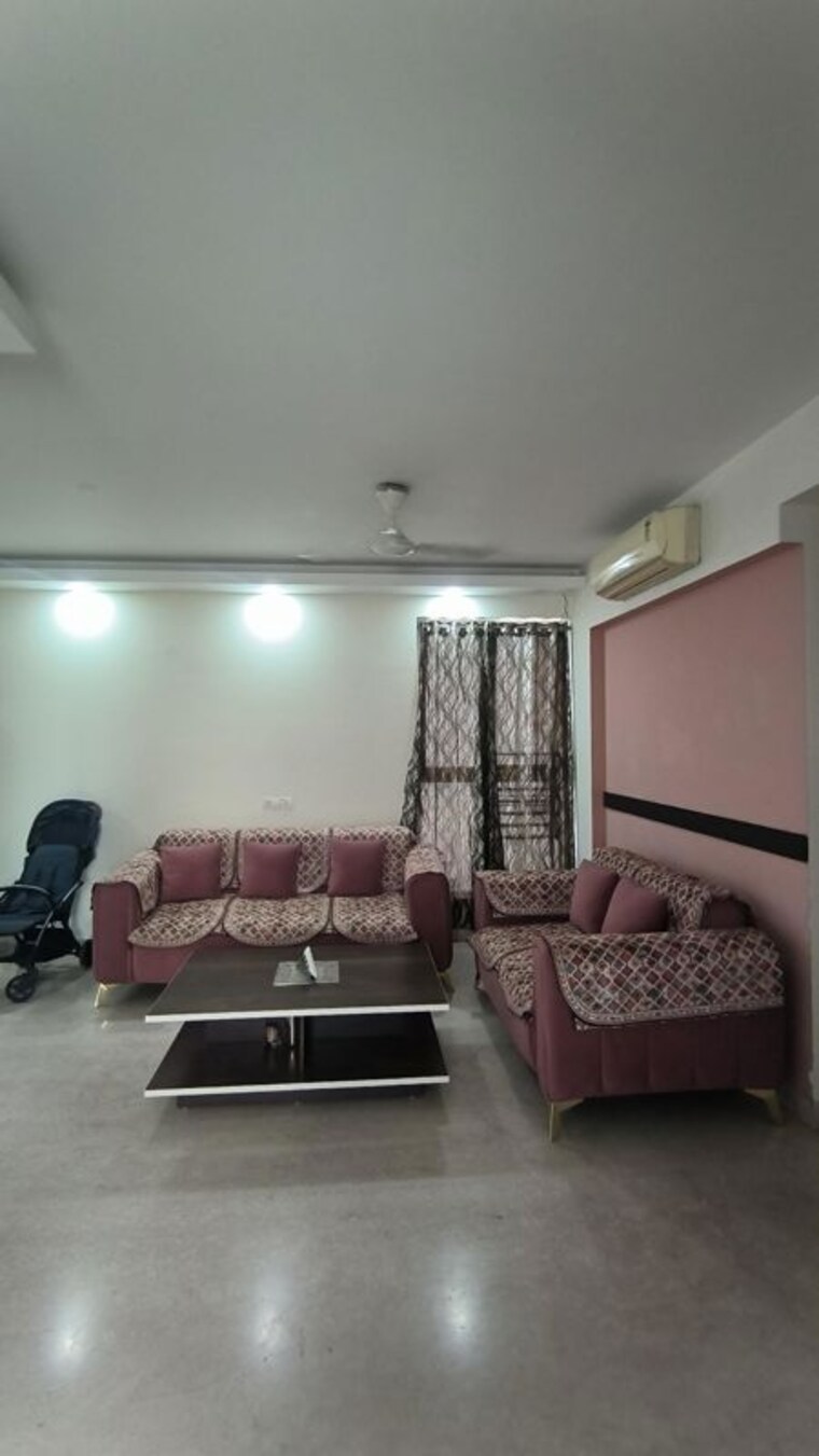 Living Room, sector 21 2 Bedroom 1200 Sq.Ft. Builder Floor In Sector 21 Gurgaon 10704717