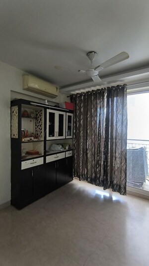Living Room in 2 BHK Builder Floor at Sector 21 – for Rent