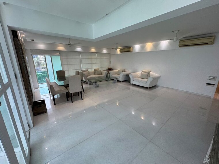 Room, khar west 2 Bedroom 1500 Sq.Ft. Apartment In Khar West Mumbai 10704715