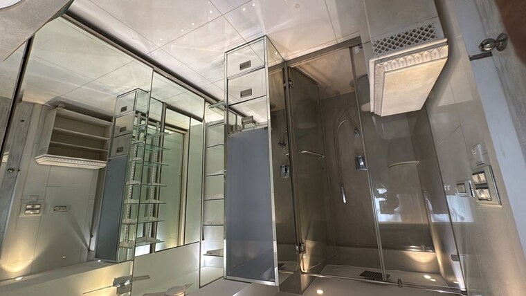 Attached Bathroom, khar west 2 Bedroom 1500 Sq.Ft. Apartment In Khar West Mumbai 10704715