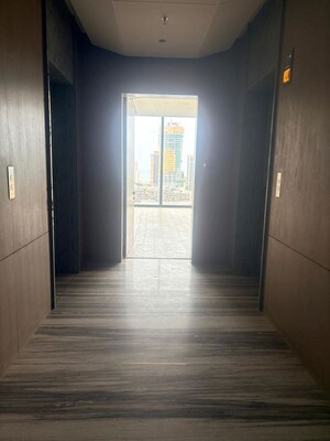 Room in 4 BHK Apartment at Provenance Four Seasons Private Residences, Worli – for Rent