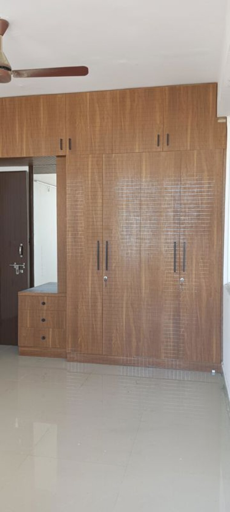Bathroom, sector 23a 3 Bedroom 1600 Sq.Ft. Builder Floor In Sector 23a Gurgaon 10704742