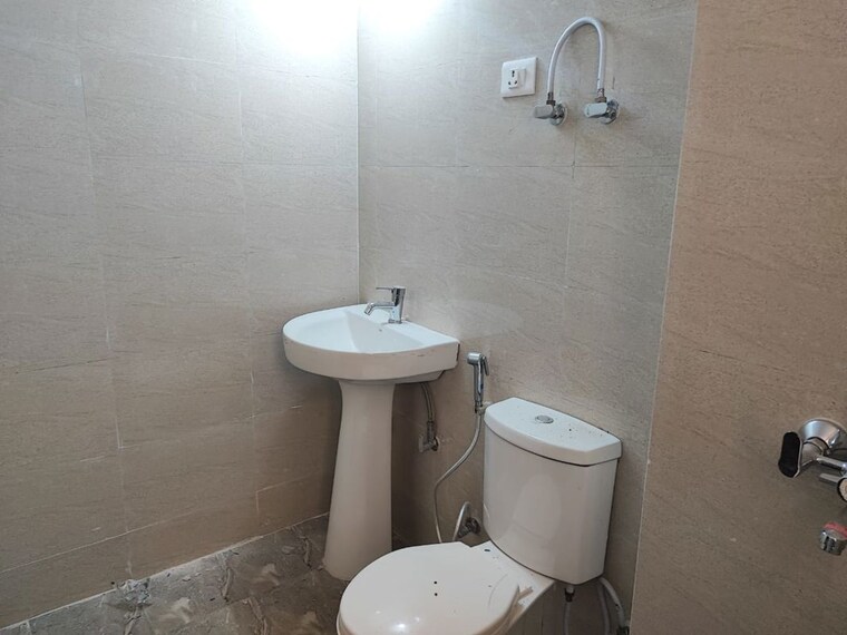 Bathroom, amrapali-terrace-homes 3 Bedroom 1600 Sq.Ft. Apartment In Tech Zone 4 Greater Noida Greater Noida 10704734