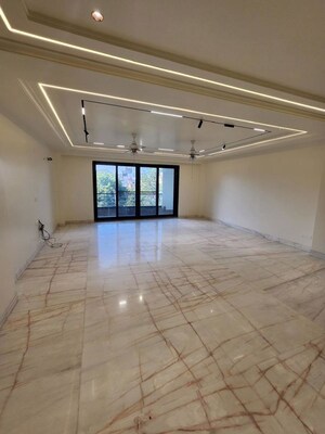 Terrace in 3 BHK Apartment at Gama Grandeur Apartment, Chembur – for Sale