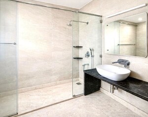 Bathroom in 6+ BHK Builder Floor at Safdarjung Enclave – for Rent