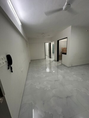 2 BHK Apartment For Rent in DGS Sheetal Anupam, Malad West