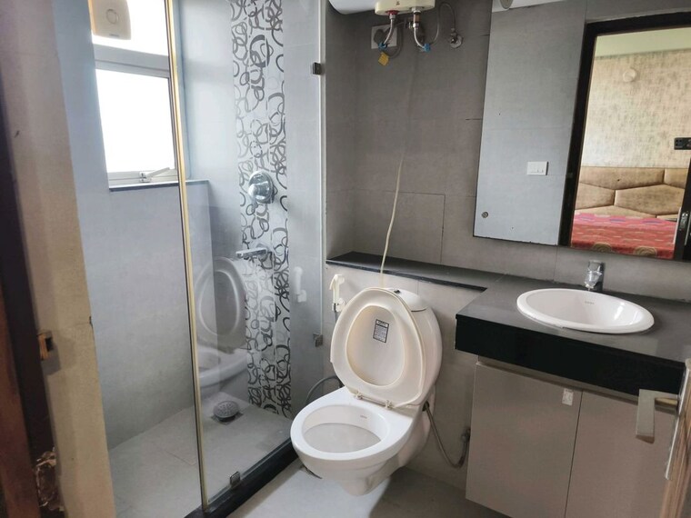 Bathroom, sector 21 3 Bedroom 1600 Sq.Ft. Builder Floor In Sector 21 Gurgaon 10704800