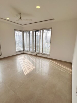 Room in 4 BHK Apartment at Estado Presidential Phase II, Ravet – for Sale
