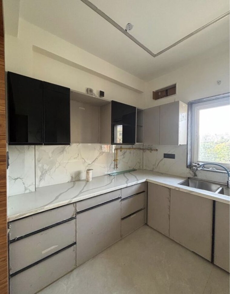Kitchen, rajouri garden 3 Bedroom 160 Sq.Yd. Builder Floor In Rajouri Garden Delhi 10704826