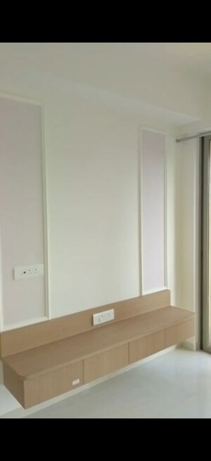 2 BHK Apartment For Rent in Lodha Crown Kolshet, Kolshet Road