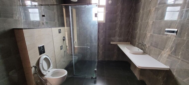 Bathroom, pharande-puneville 3 Bedroom 1172 Sq.Ft. Apartment In Punawale Pune 10704834