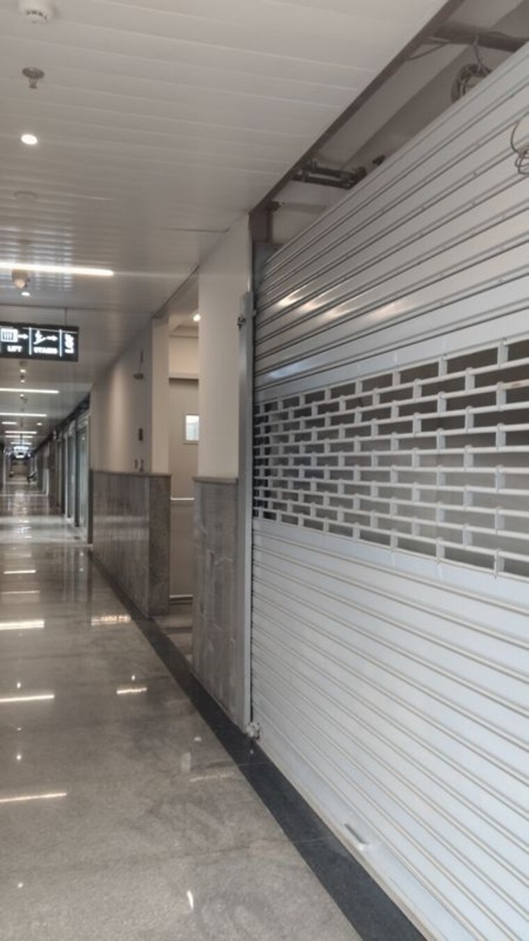 undefined, ska-arcadia Commercial Shop 250 Sq.Ft. In Wave City Ghaziabad 10703806
