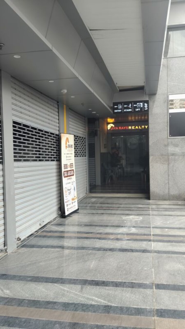  Parking, ska-arcadia Commercial Shop 222 Sq.Ft. In Wave City Ghaziabad 10703796