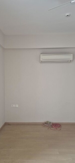 Furnished Amenities in 3 BHK Builder Floor at Sector 23a – for Rent