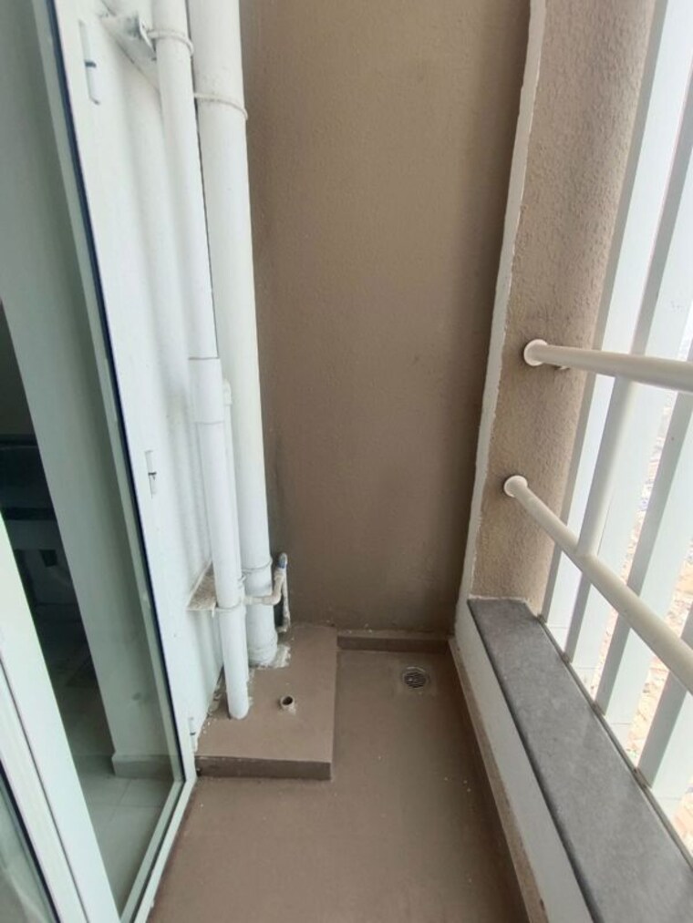 Balcony, runwal-the-central-park 2 Bedroom 860 Sq.Ft. Apartment In Chinchwad Pune 10704868