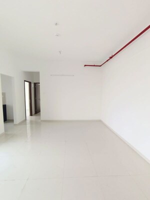 Room in 2 BHK Apartment at Runwal The Central Park, Chinchwad – for Rent