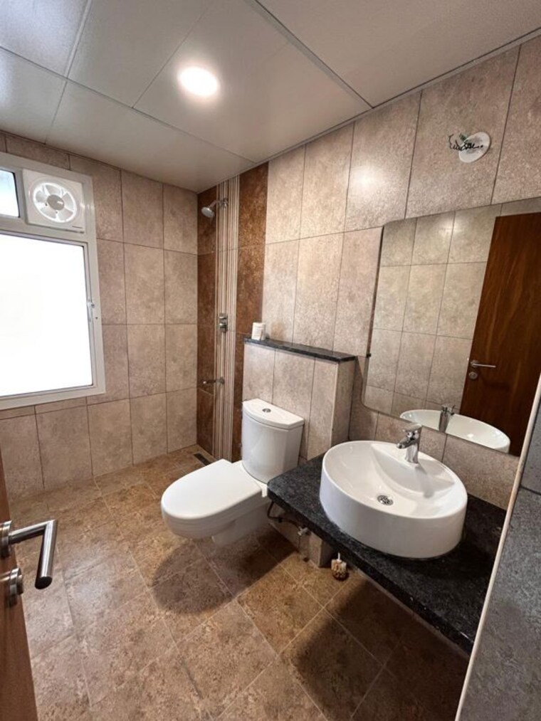 Bathroom, meridian-park-at-the-prestige-city 3.5 Bedroom 1665 Sq.Ft. Apartment In Sarjapur Road Bangalore 10704877
