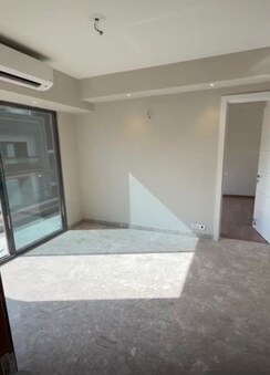 3.5 BHK +Apartment For Rent in Smart World Gems