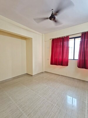 2 BHK Apartment For Rent in Om Sai Plaza, Ghodbunder Road