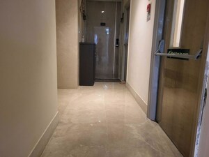 Building Lobby in 3 BHK Builder Floor at Sector 21 – for Rent