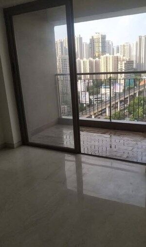 Building Lobby in 2 BHK Apartment at Kalpataru Paramount B, Kapur Bawdi – for Rent