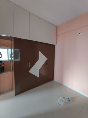 Room in 3 BHK Apartment at Splendid Lake Breez, Begur – for Rent