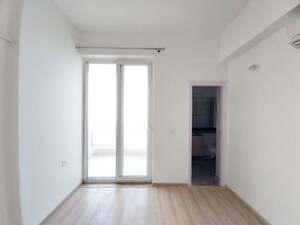 Room in 3 BHK Builder Floor at Sector 22 – for Rent