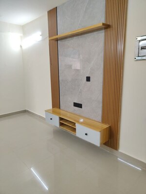 Room in 3 BHK Apartment at Landmark The Homes 81, Sector 81 – for Rent