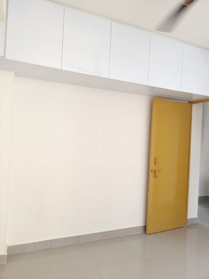 Room in 3 BHK Apartment at Landmark The Homes 81, Sector 81 – for Rent