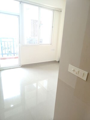 Room in 3 BHK Apartment at Landmark The Homes 81, Sector 81 – for Rent
