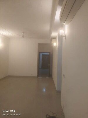 Building Lobby in 2.5 BHK Apartment at Central Park Resorts, Sector 48 – for Rent
