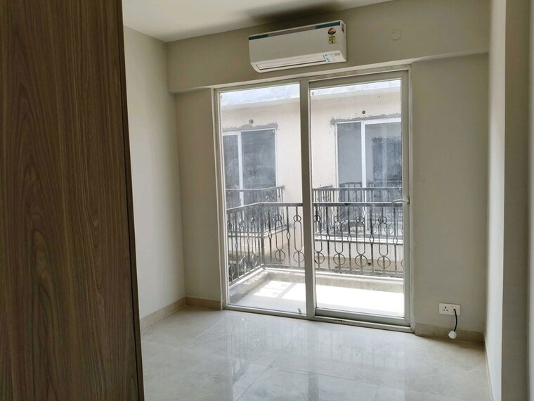 Room, sector 22 3 Bedroom 1500 Sq.Ft. Builder Floor In Sector 22 Gurgaon 10704951