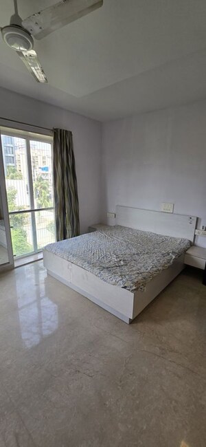 Bedroom in 3 BHK Apartment at Jaycee Bhagtani Pearl, Santacruz West – for Sale