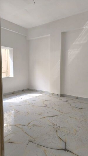 Room in 3 BHK Apartment at Navya Residency Tarnaka, Tarnaka – for Sale