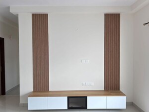 Room in 3.5 BHK Apartment at Meridian Park At The Prestige City, Sarjapur Road – for Rent