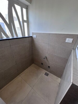 Bathroom in 3.5 BHK Apartment at Meridian Park At The Prestige City, Sarjapur Road – for Rent