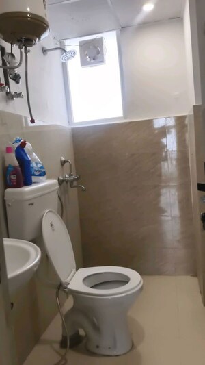 Bathroom in 3 BHK Builder Floor at Sector 21 – for Rent