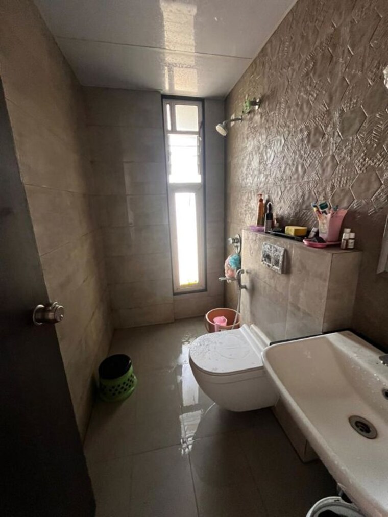 Bathroom, pharande-celestial-city 2 Bedroom 923 Sq.Ft. Apartment In Ravet Pune 10704945