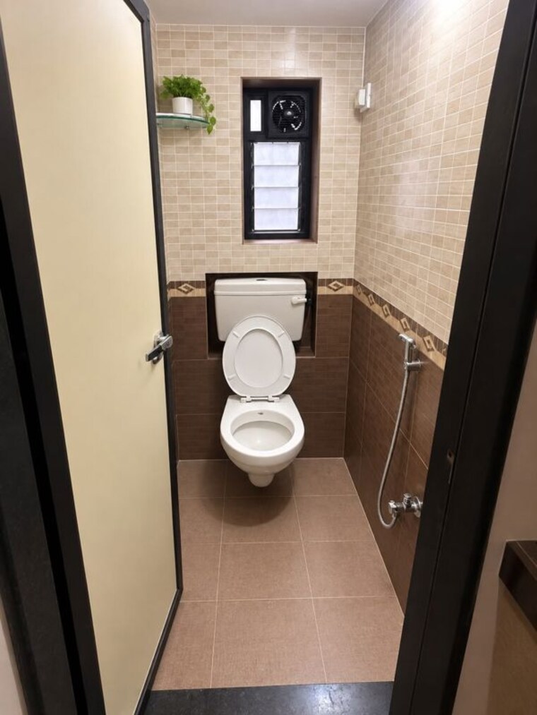 Bathroom, vasant-valley-complex 1 Bedroom 410 Sq.Ft. Apartment In Malad East Mumbai 10704965