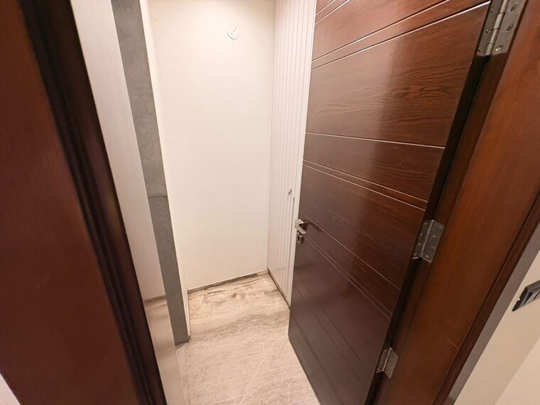 Bathroom, lodha-splendora 3 Bedroom 1124 Sq.Ft. Apartment In Ghodbunder Road Thane 10704963