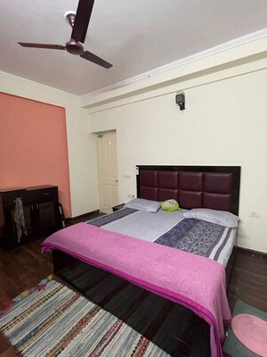 Bedroom in 3 BHK Builder Floor at Sector 22 – for Rent