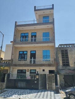 6+ BHK +Independent House For Sale in Champa Estate
