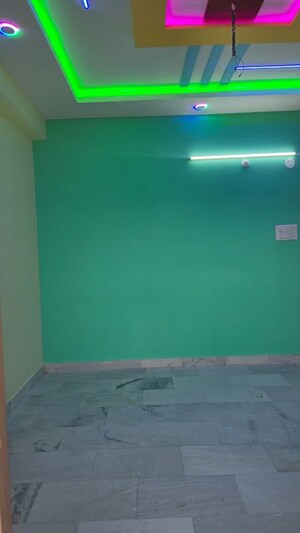 Room in 2 BHK Apartment at Lalitha Residency Safilguda, Old Safilguda – for Sale