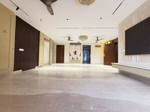 2 BHK Builder Floor For Rent in Sector 22