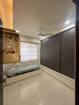 Room in 2 BHK Apartment at Anand Silver Oak, Ravet – for Rent