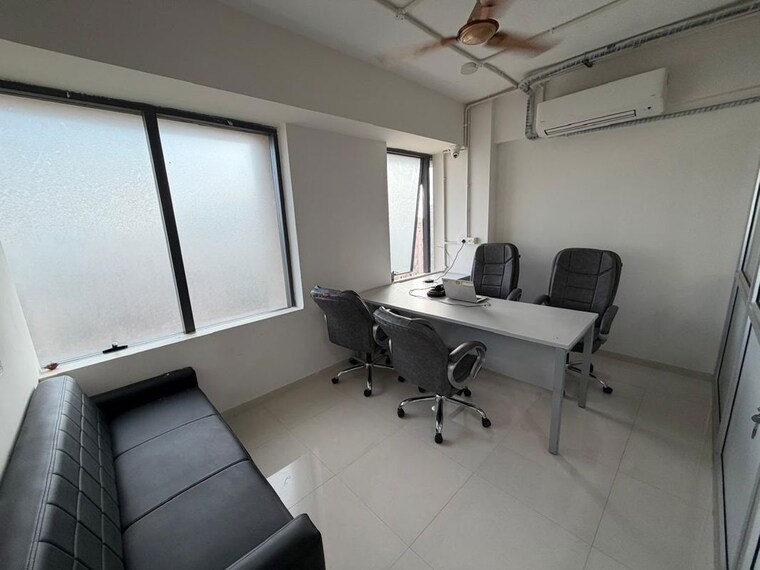 Team Area, ghatalodia Commercial Office Space 999 Sq.Ft. In Ghatalodia Ahmedabad 10704994