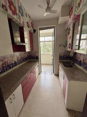 3 BHK Builder Floor For Rent in Sector 21