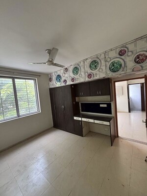 Living Room in 3 BHK Builder Floor at Sector 21 – for Rent