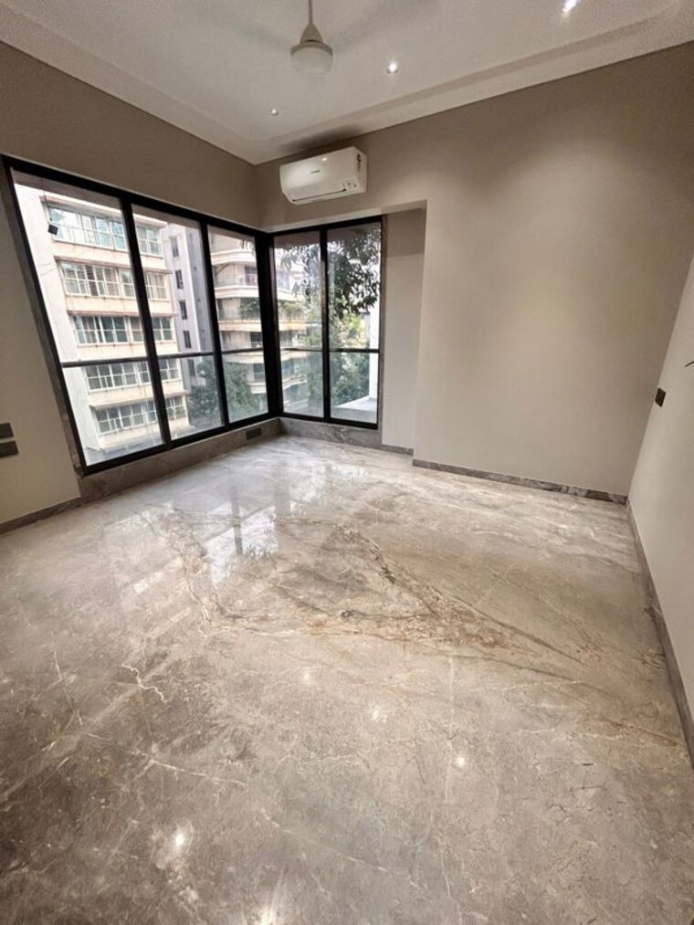 Room, bandra west 3 Bedroom 1228 Sq.Ft. Apartment In Bandra West Mumbai 10705003